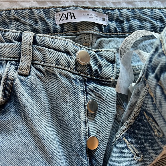 Ripped jeans - Picture 4 of 7